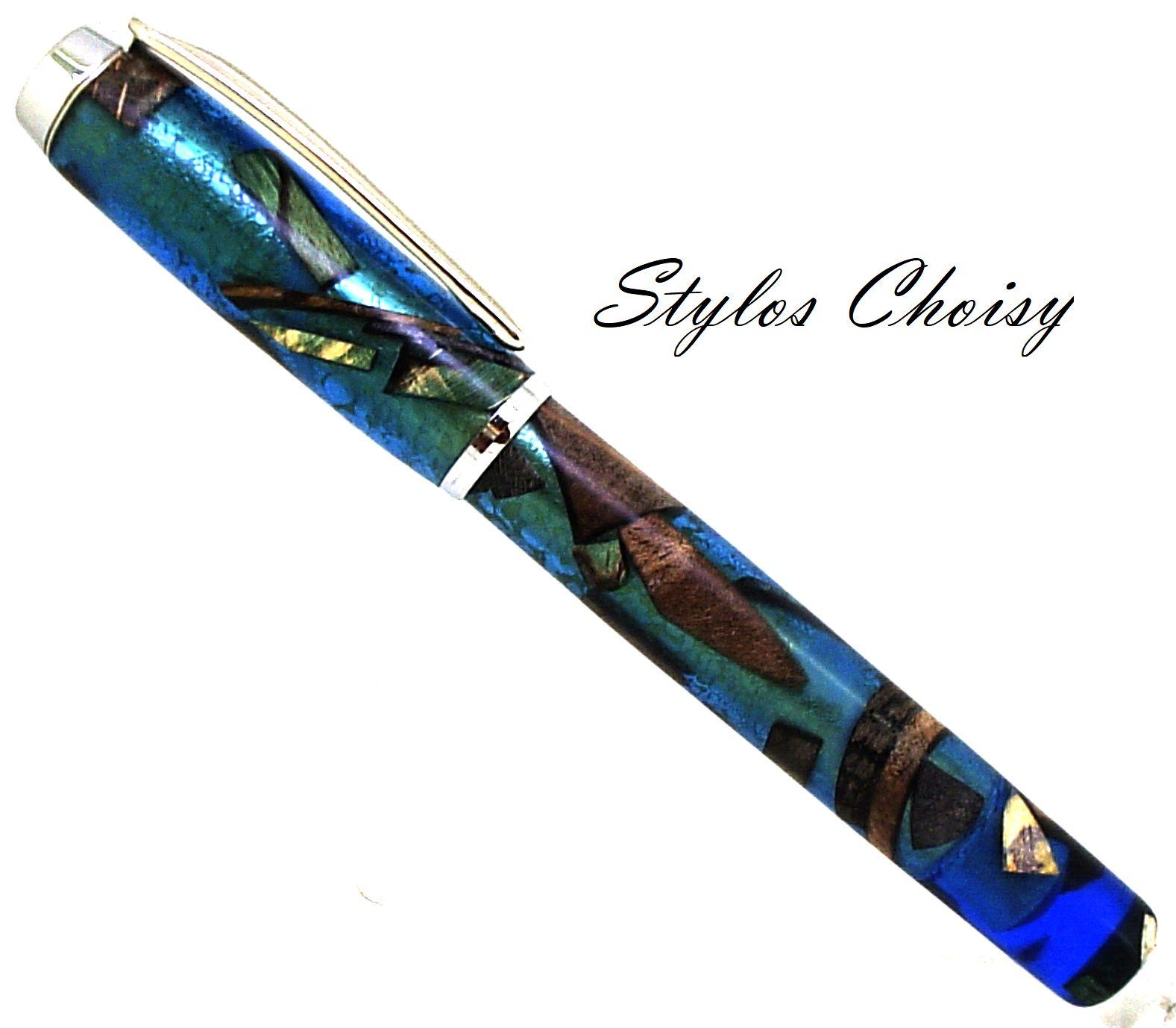 Plume empreinte resine bleue inclusions et platine 1