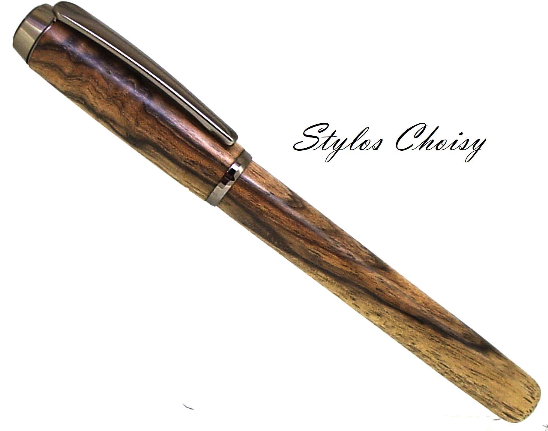 Plume empreinte ronce de noyer et chrome noir 1