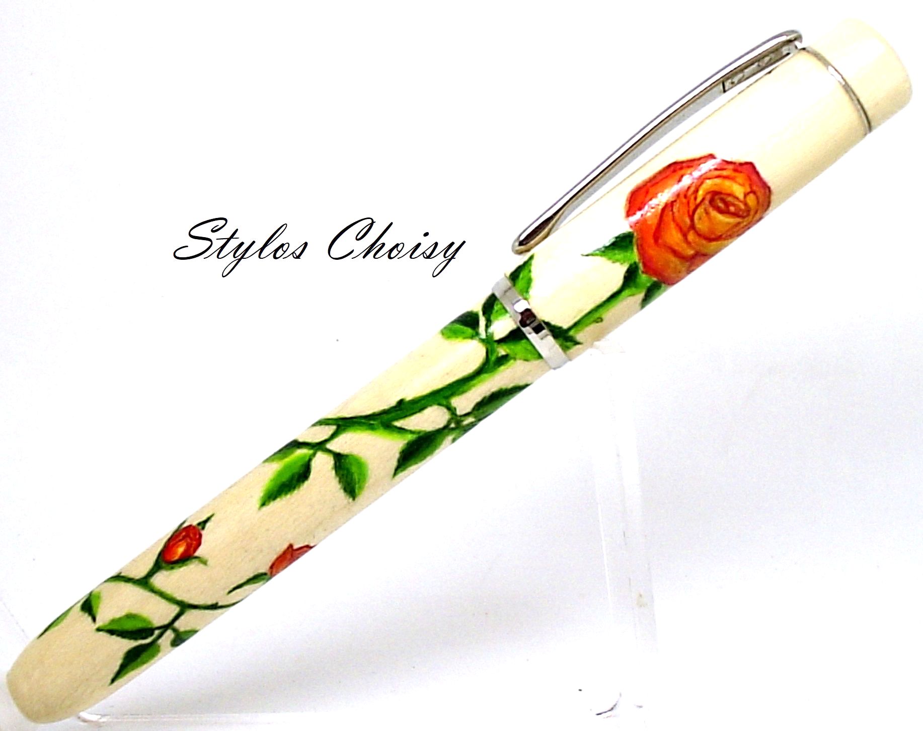 Plume empreinte roses orangees sur houx et platine 7